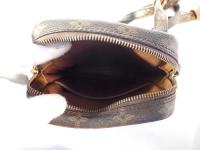 LOUIS VUITTON モノグラム ショルダーバック 285