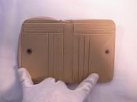 二つ折り財布 ベージュ 562