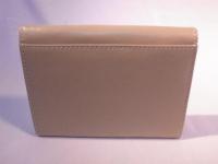 二つ折り財布 ベージュ 546