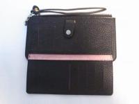 ストラップ付き長財布 ブラック 521