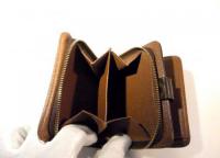 LOUIS VUITTON モノグラム 二つ折り財布 001