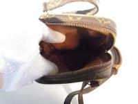 LOUIS VUITTON モノグラム ショルダーバック 303