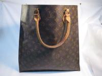 LOUIS VUITTON モノグラム ハンドバック 107