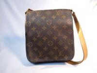 LOUIS VUITTON モノグラム ショルダーバック 100