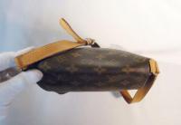 LOUIS VUITTON モノグラム ショルダーバック 100