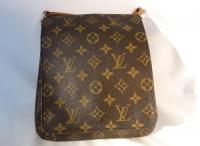 LOUIS VUITTON モノグラム ショルダーバック 090